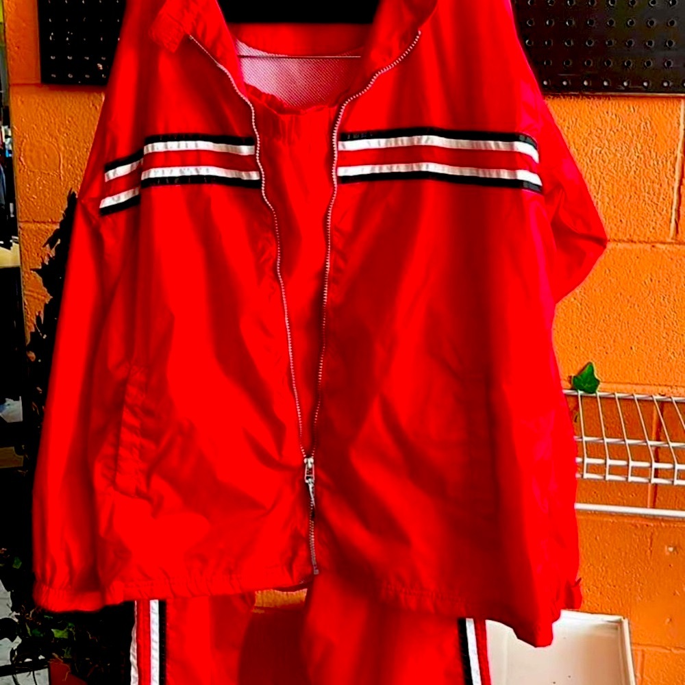 Men’s Nebraska Cornhuskers Windbreaker Jacket and pants size XL
